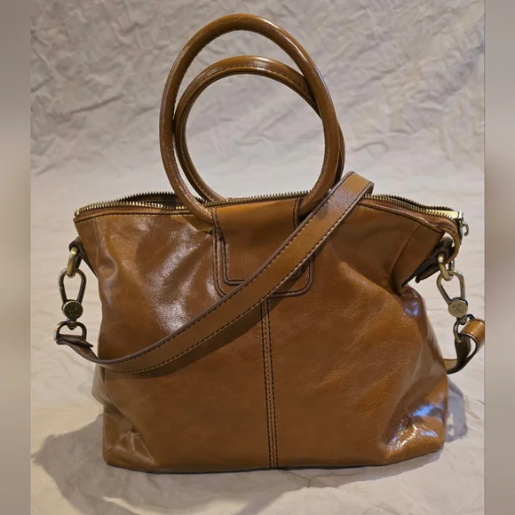 HOBO Brown Leather Shoulder Bag Shelia Medium - Picture 11 of 14